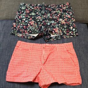 2 pairs of Gap summer shorts: size 8